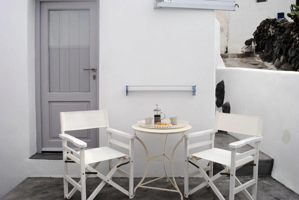 Naftilos Houses