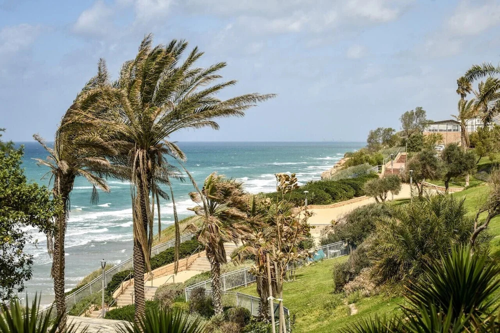 MAMAD - Netanya Panoramic Sea-View 4BR Apartment