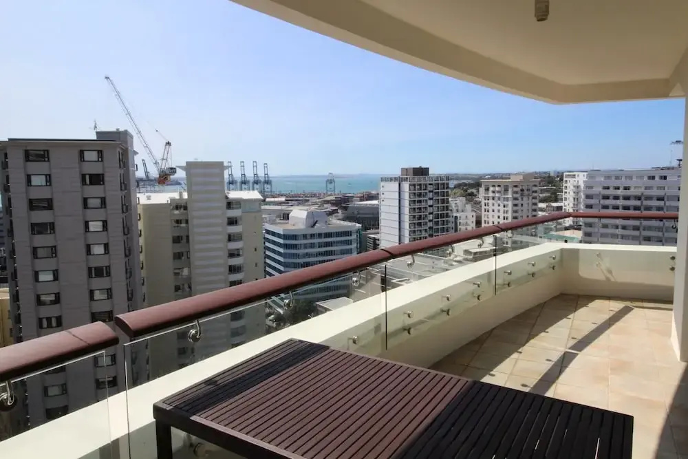 Seascape Apartment (Pullman 10D)