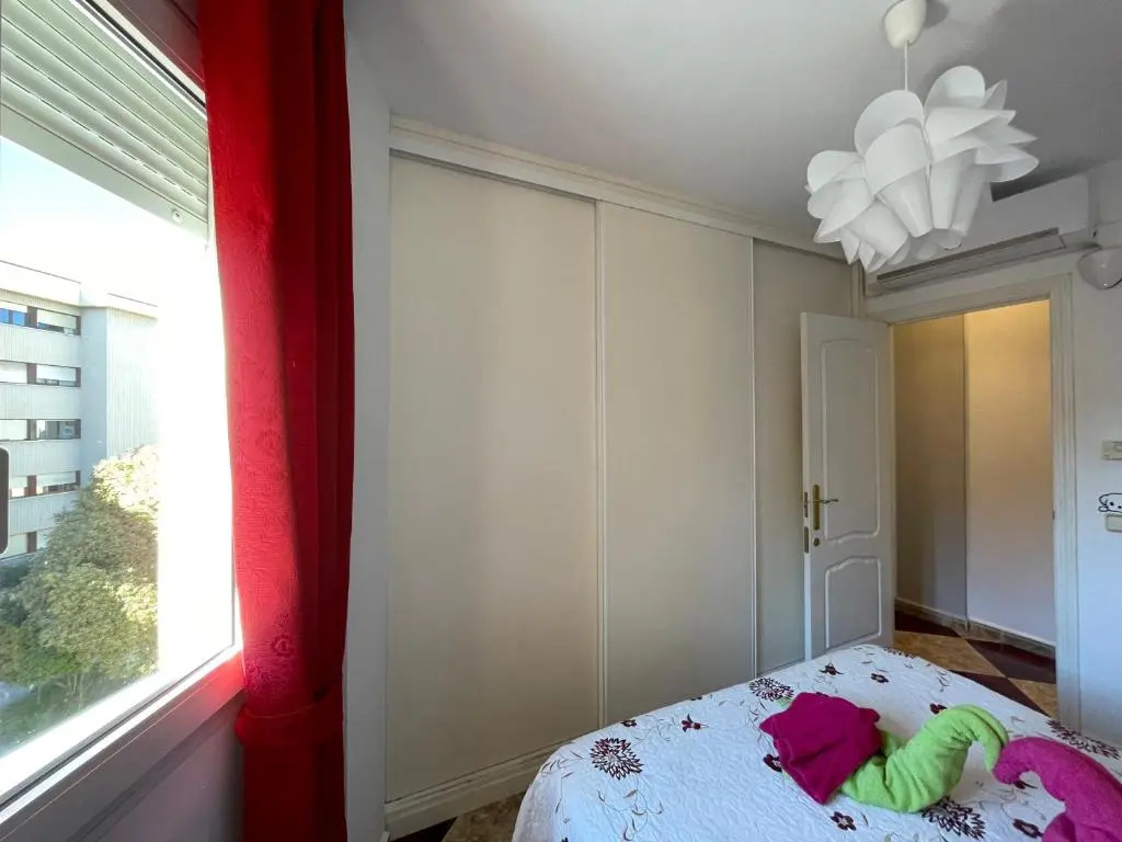 3 Bedrooms Apartment