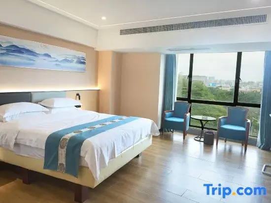 Deluxe Double room with view (full double bed)