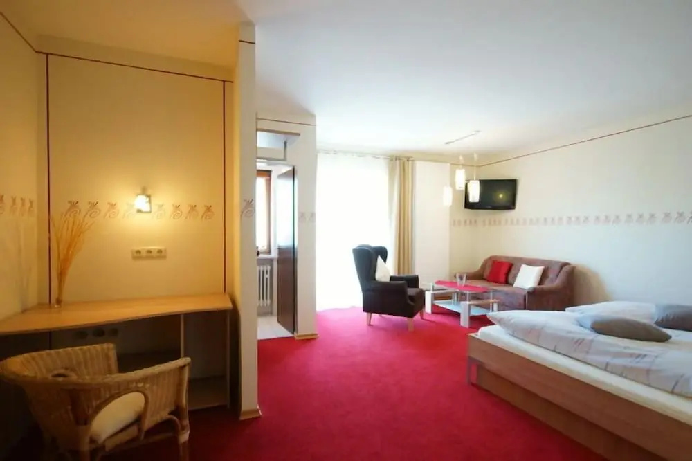 Landhotel Neuhof - Chambres