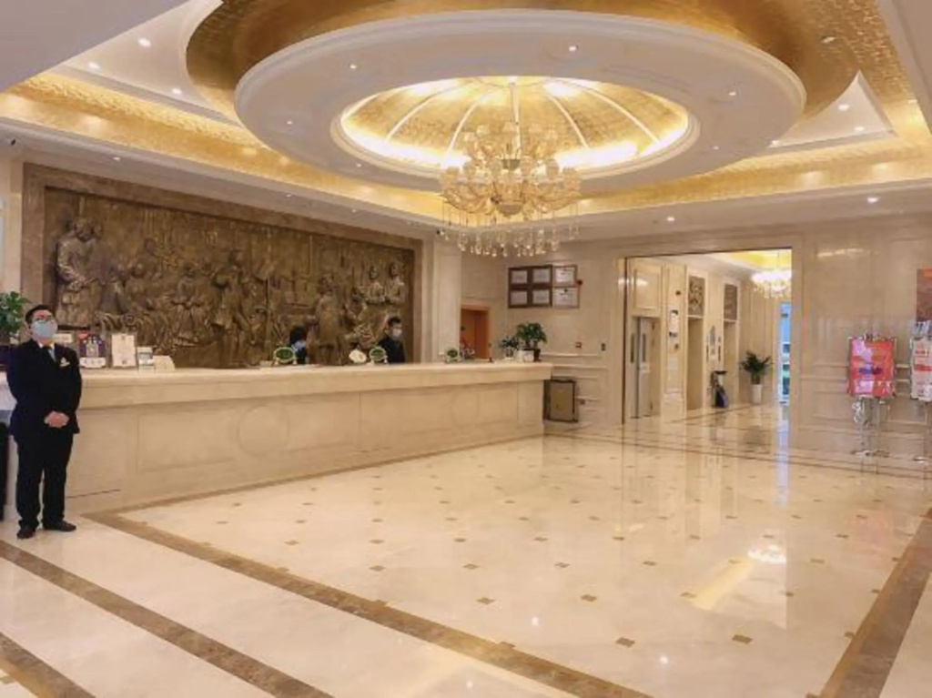 Vienna International Hotel (Baoji High-speed Railway Station) - фото 8