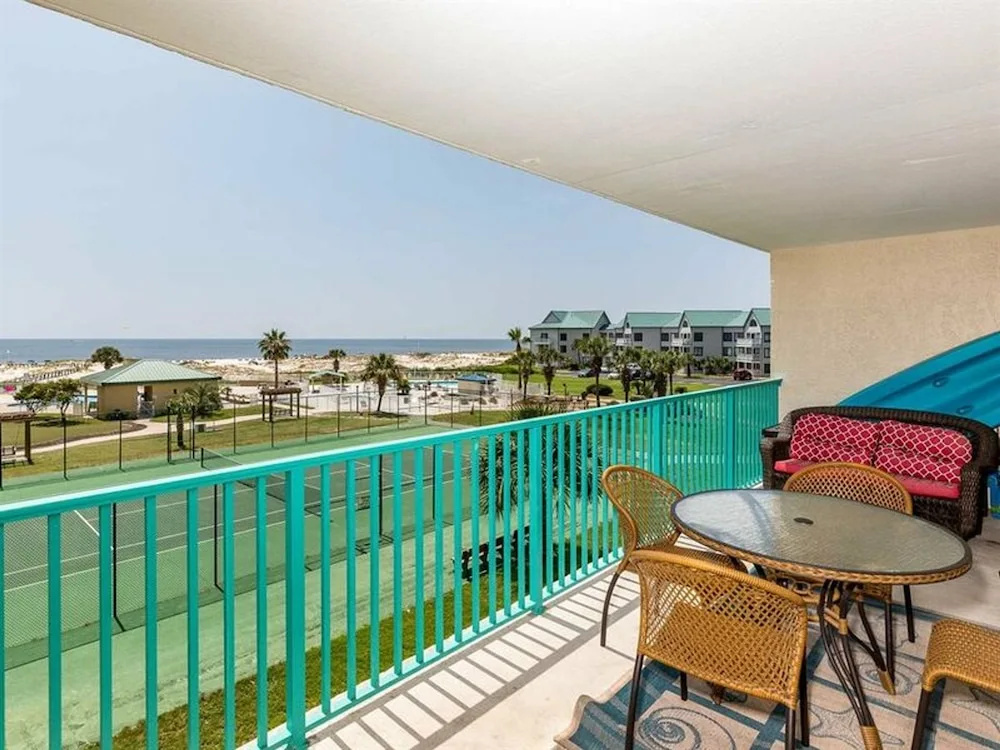 Plantation Palms by Meyer Vacation Rentals