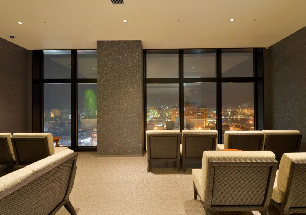 Lobby & Reception