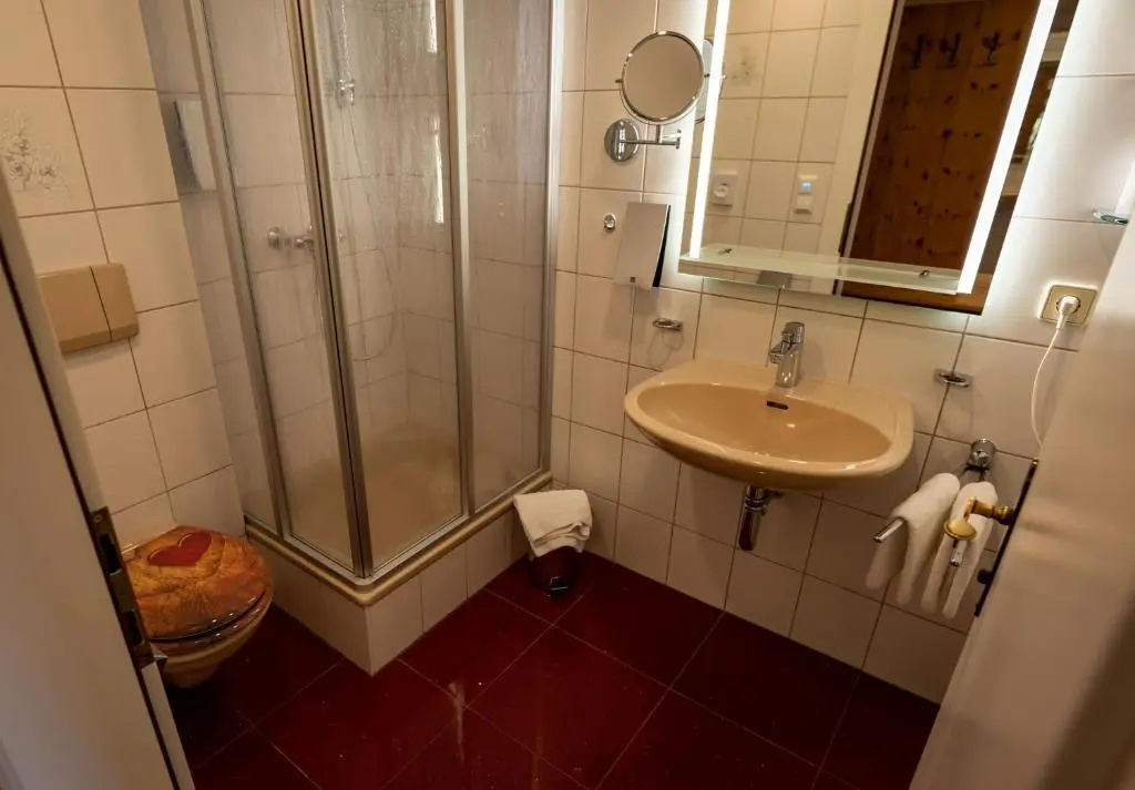 Gasthof Pension Golfvilla - Chambres
