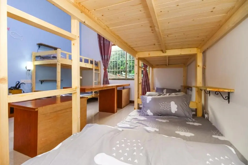 1 Sea Urchin Hostel Weizhou Island