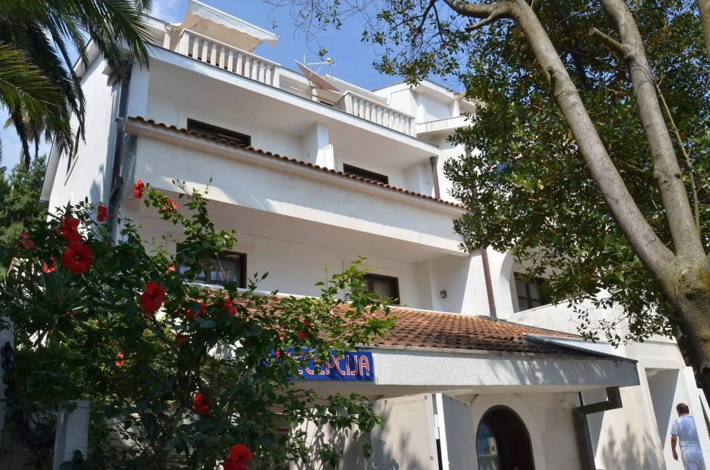 Vila Aleksandar