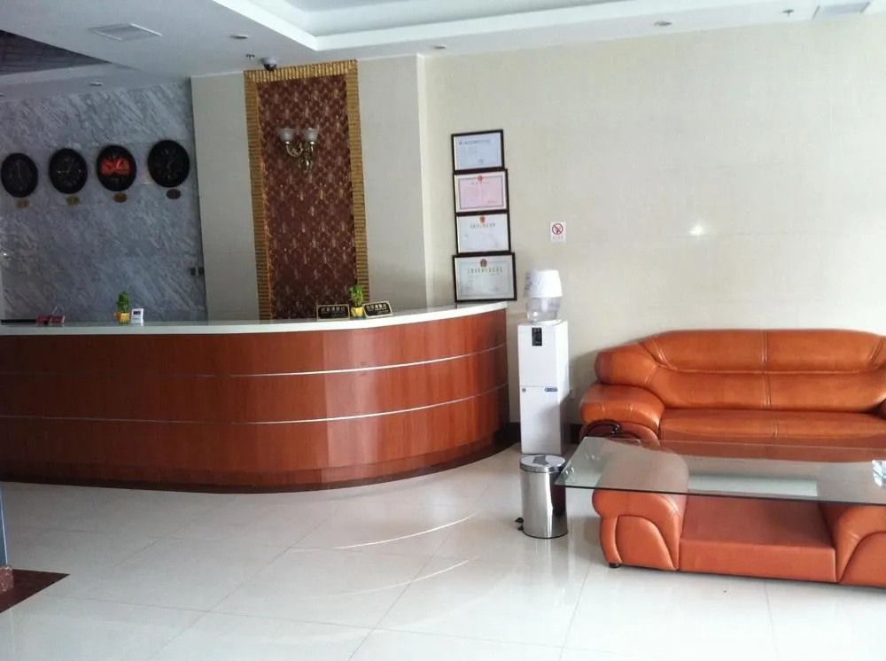 Lobby & Reception