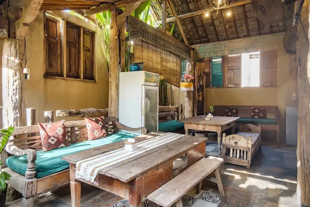 TwoSpaces Living at Wave And Chill House