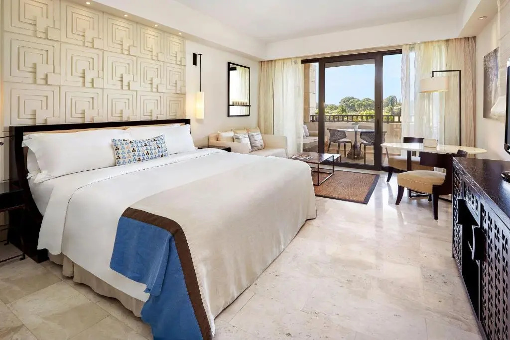 The Romanos, a Luxury Collection Resort - Chambres