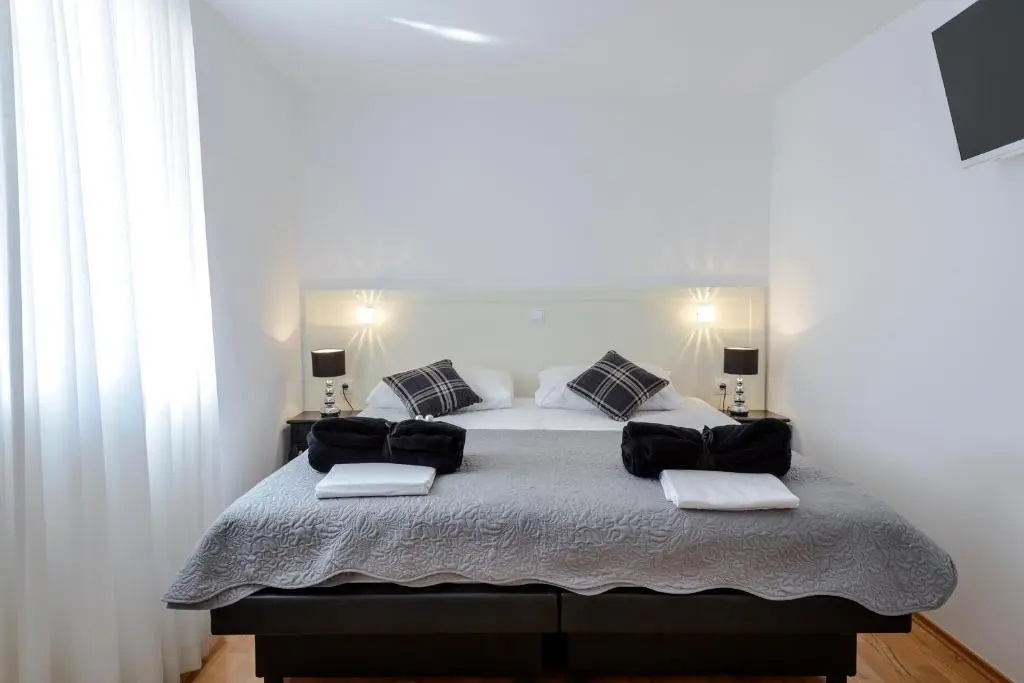 Rooms Andro - Chambres