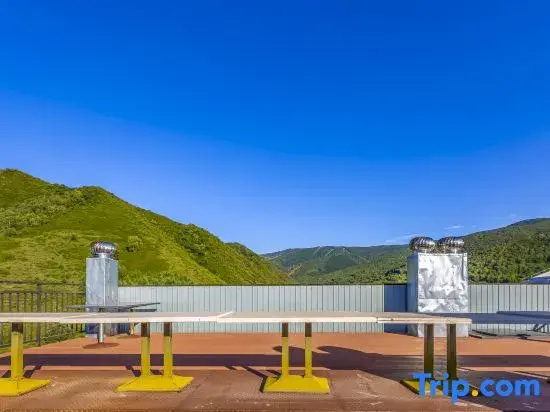 Shangalila Luxury Hotel - Général