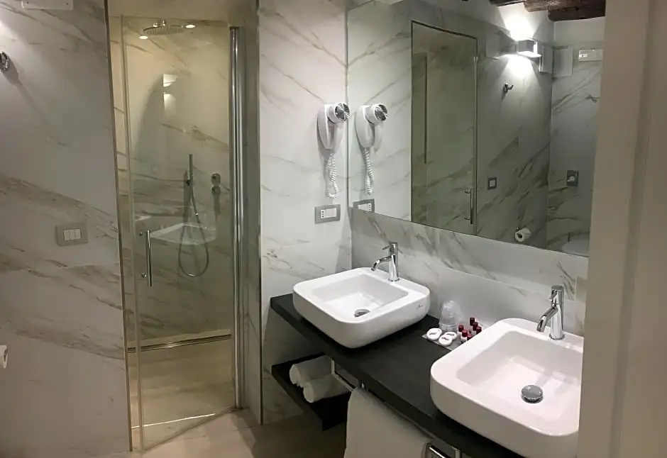 Standard Junior Suite
