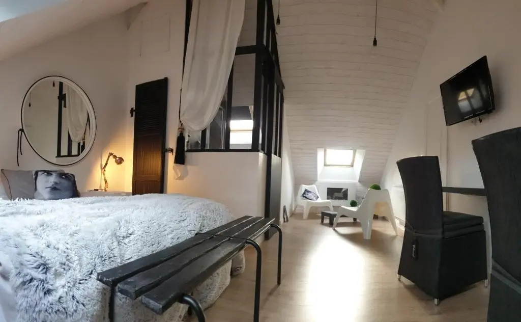 Superior Double room full double bed