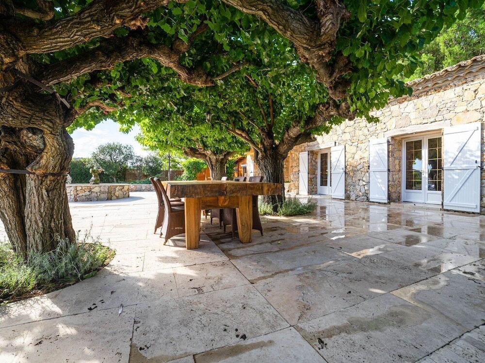 Cozy Holiday Home With Private Pool In Les Arcs