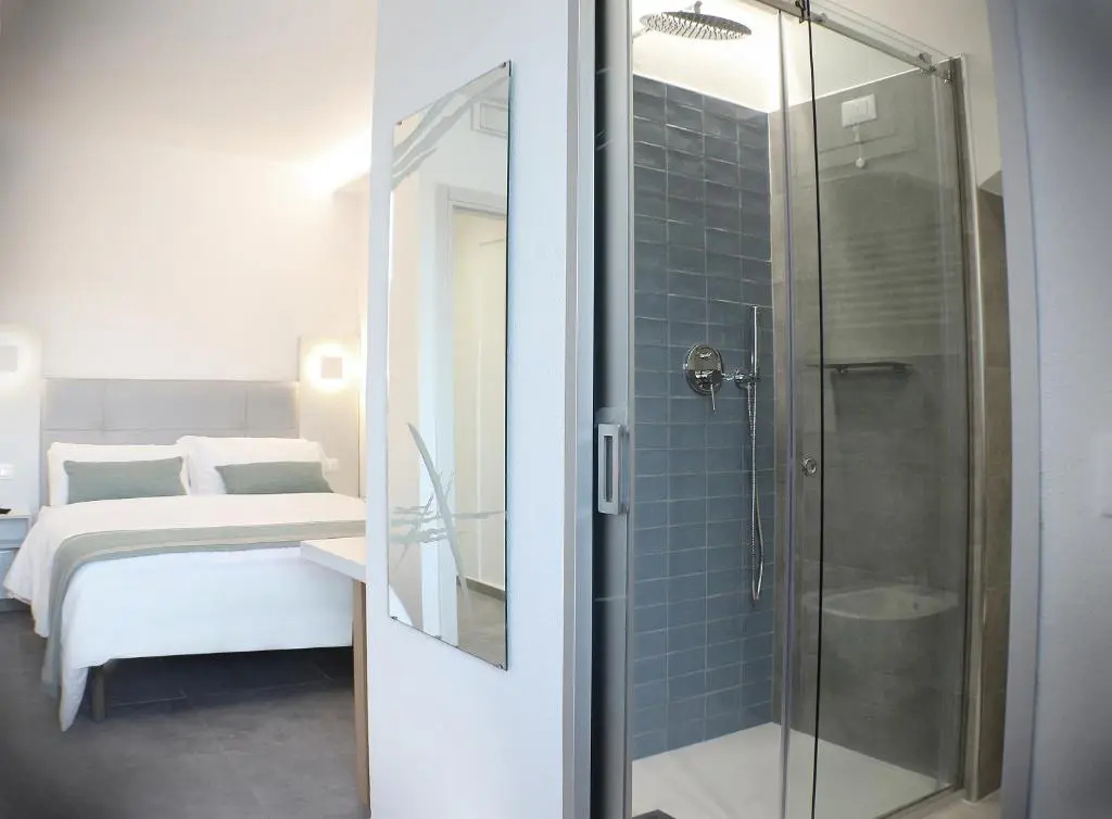 Standard Double room with sea view (full double bed)