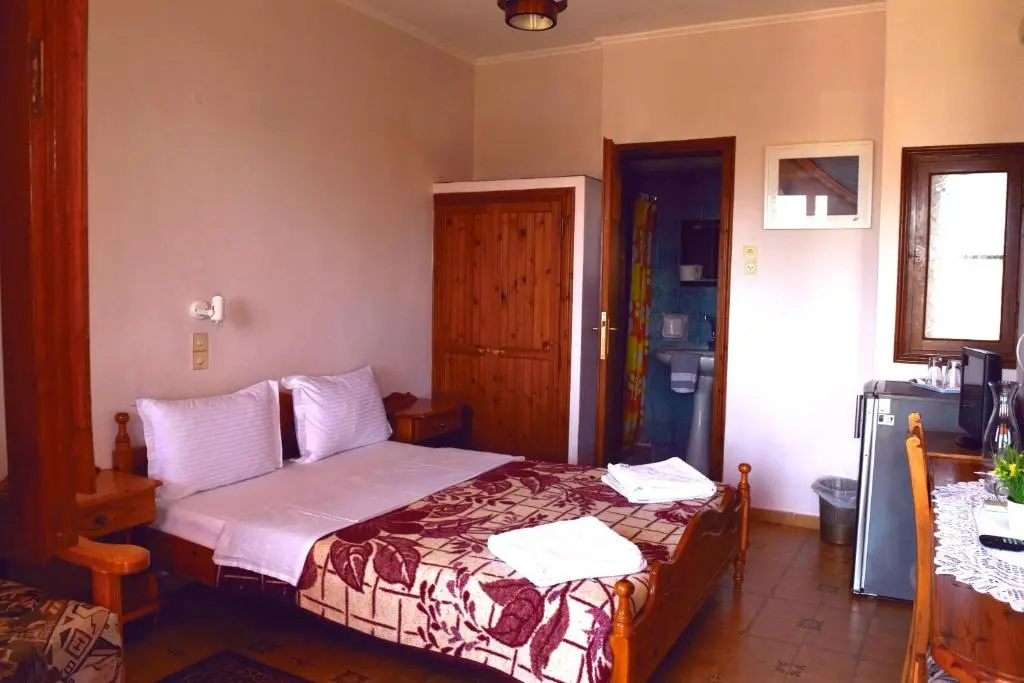 Economy room