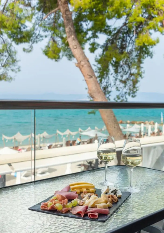 Suite with balcony and with sea view