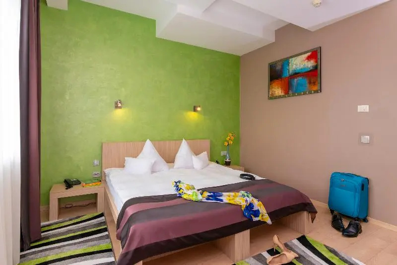 West City Hotel - Chambres
