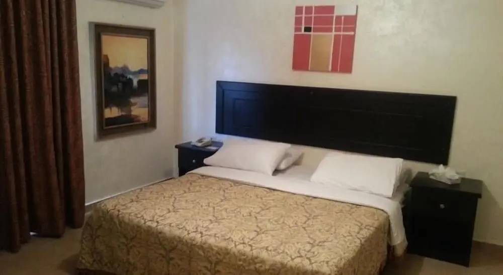 OIa Palace Hotel - Chambres