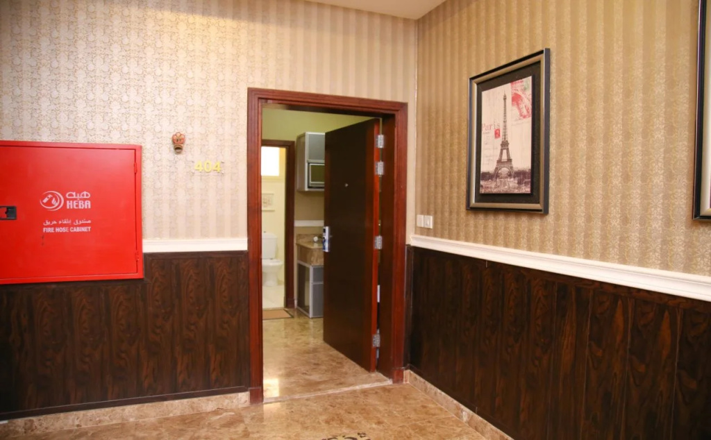 Hotel photo 12