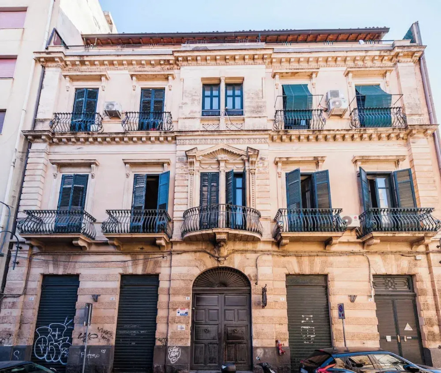 Grimaldi 8 Apartment by Wonderful Italy