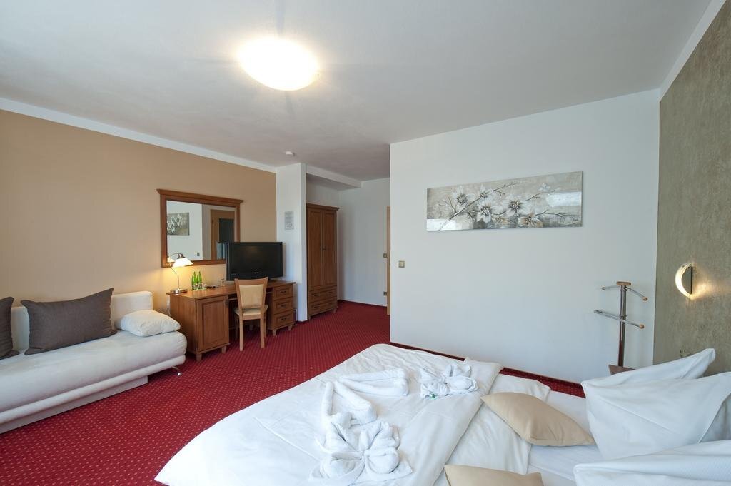 Hotel garni Klaret by null