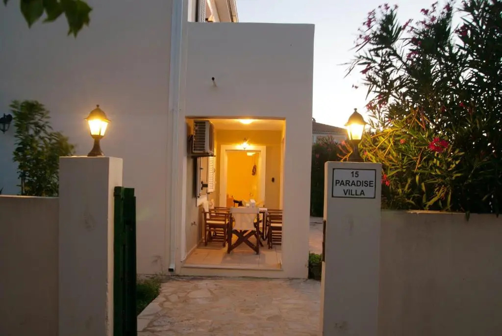 3 bedrooms villa with private pool enclosed garden and wifi at Zakynthos 1 km away from the beach