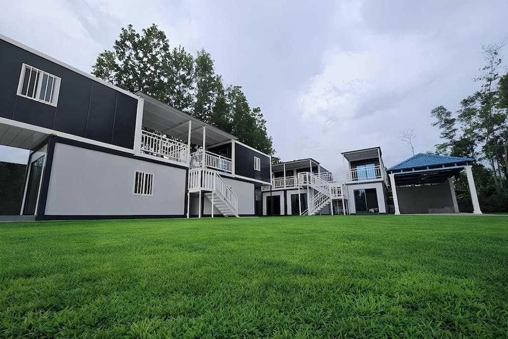 Galaxy Homestay (Muslim)
