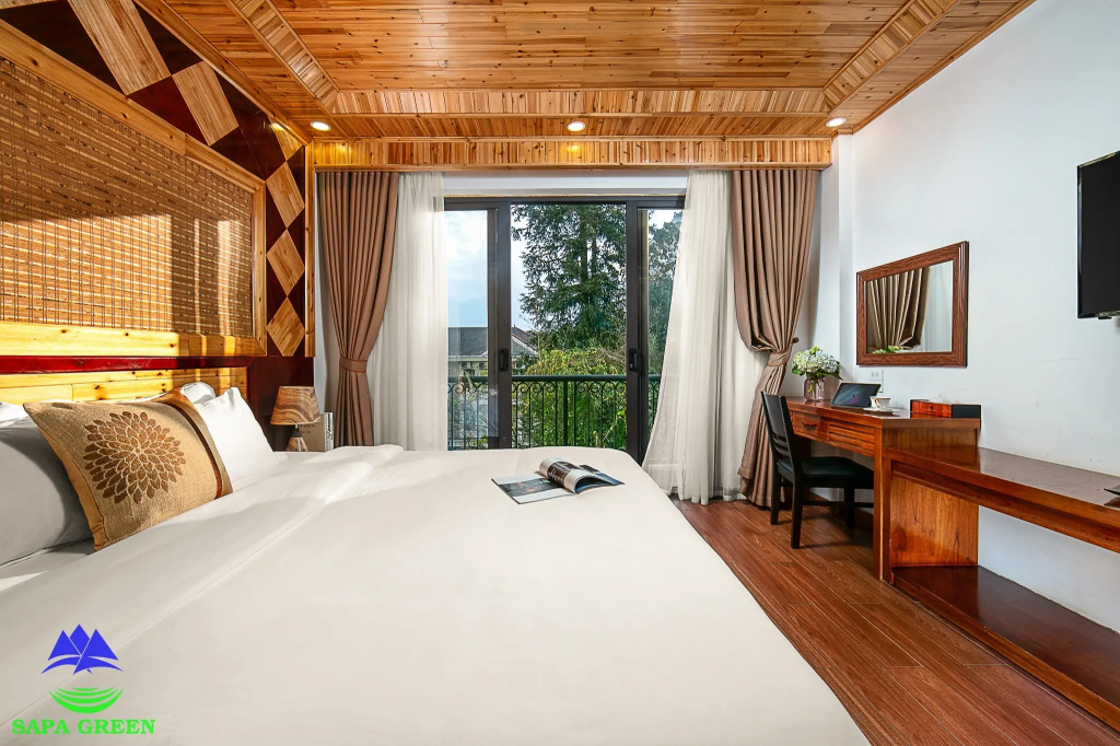 Deluxe Double room (full double bed)