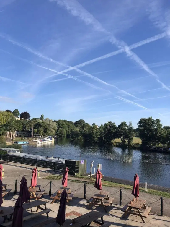 The Riverside Inn