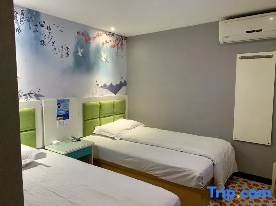 Standard Double room (twin beds)