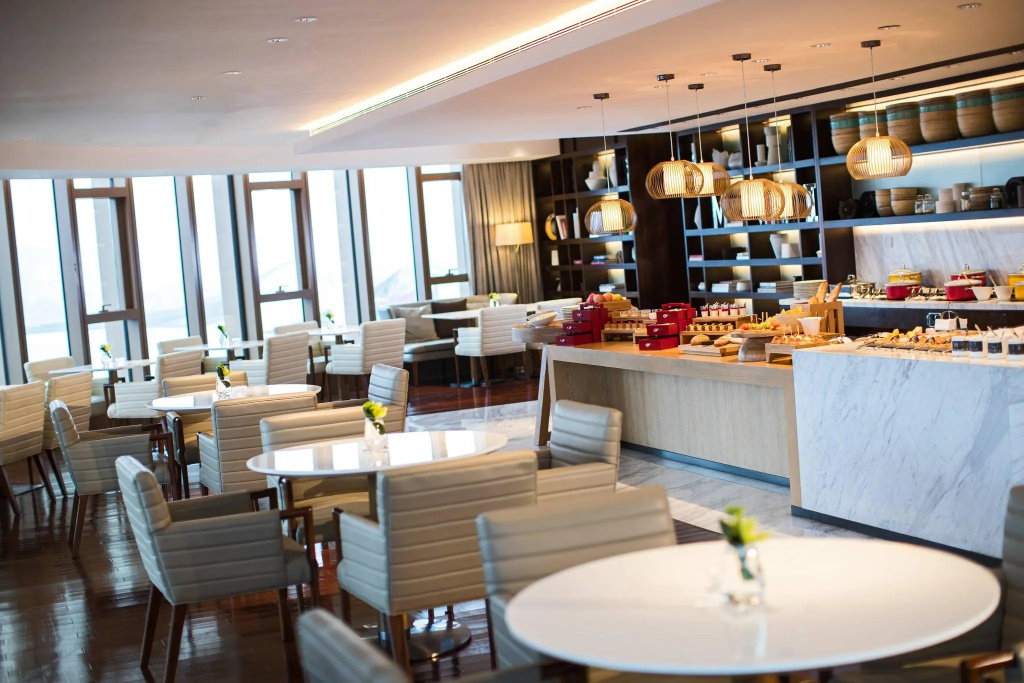 Presidential Club Suite