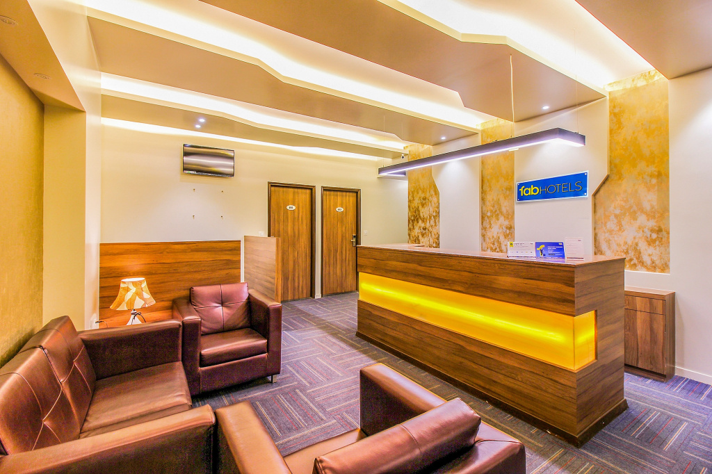 Lobby & Reception