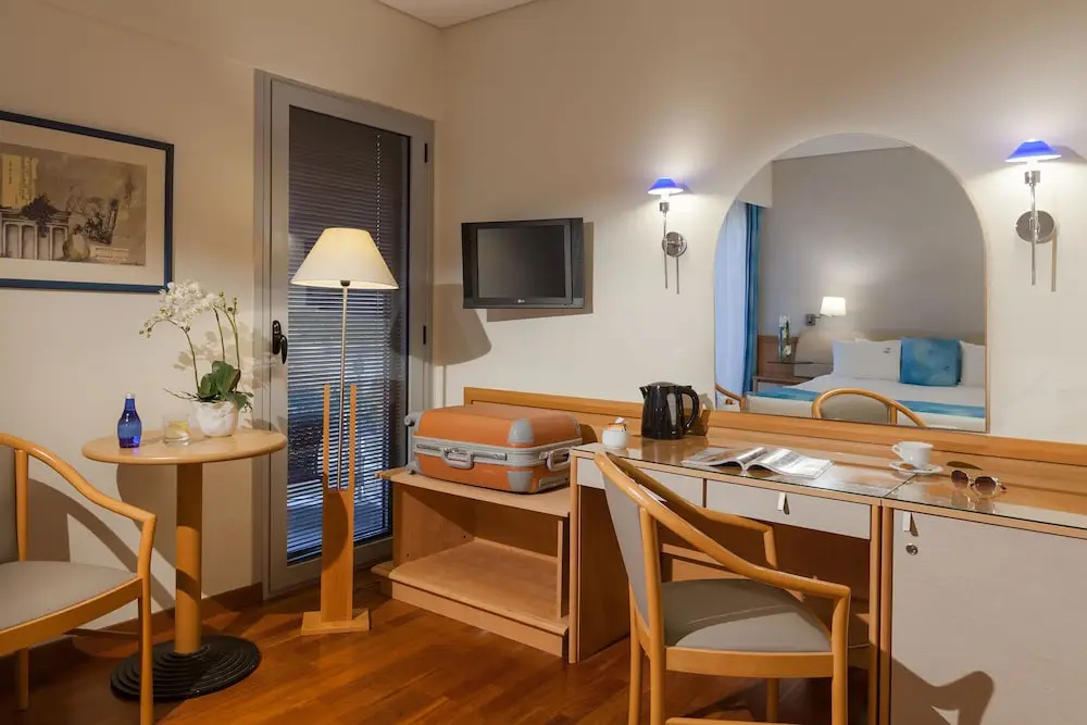 Tropical Hotel - Général