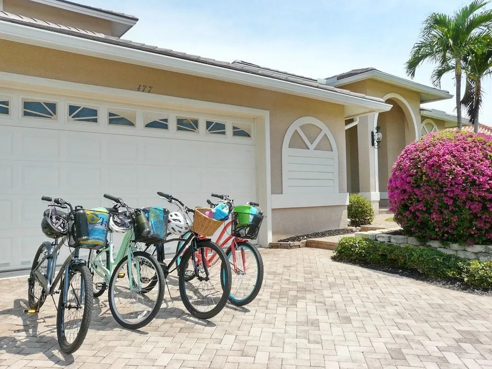 477 Driftwood Court