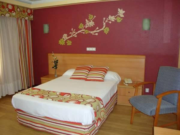 gallery_image_hidden_15