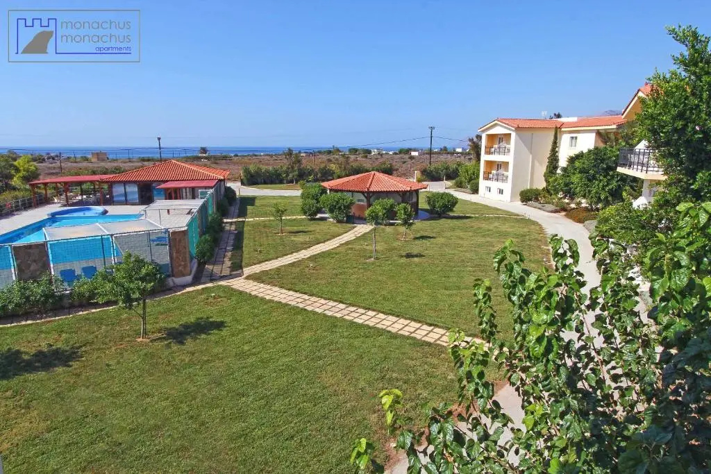 2 Bedrooms Apartment