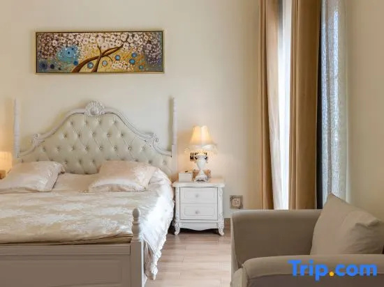 Deluxe Double room with balcony and with view (full double bed)