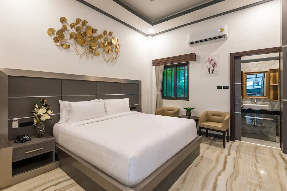 Loy Chalet - 4