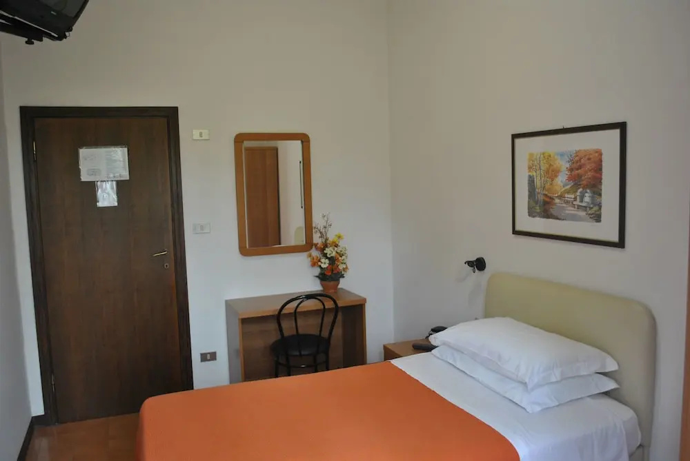 Standard Single room with balcony