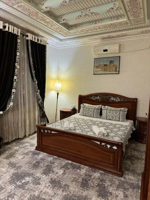 Double Suite (full double bed)