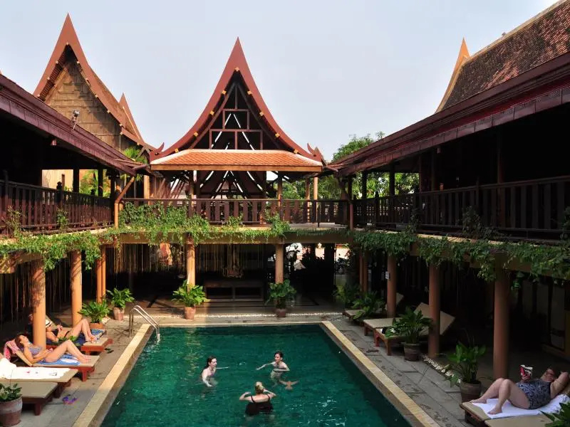 Ruean Thai Hotel - Chambres