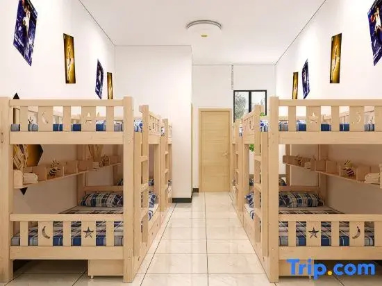 Bed in Dorm (male dorm)