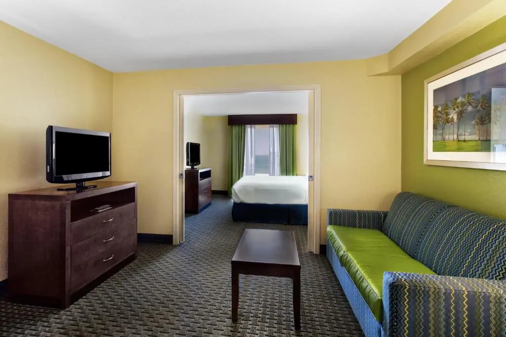 Holiday Inn & Suites Daytona Beach on the Ocean by IHG - Chambres