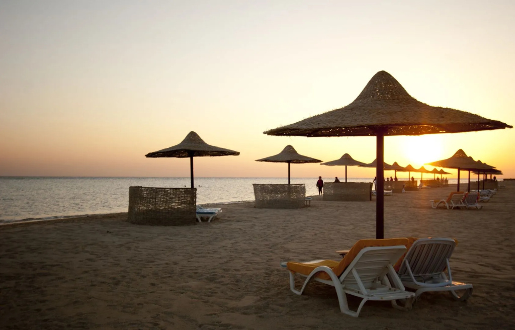 Beach & Waterfront