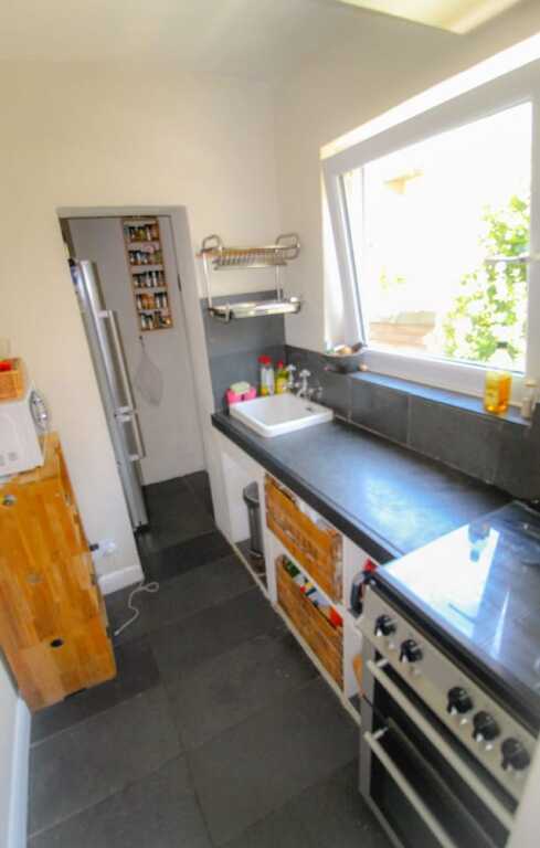 Отель Brilliant High-end Apartment in Brighton Sleeps 6, фото 6