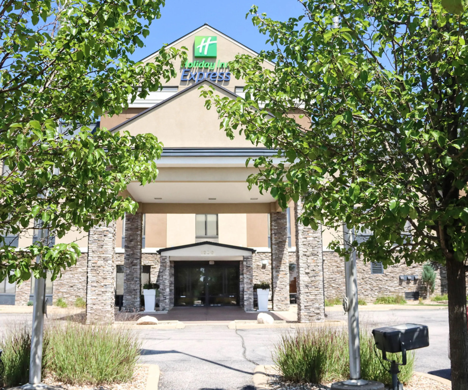 Holiday Inn Express Cedar Rapids (Collins Rd) by IHG