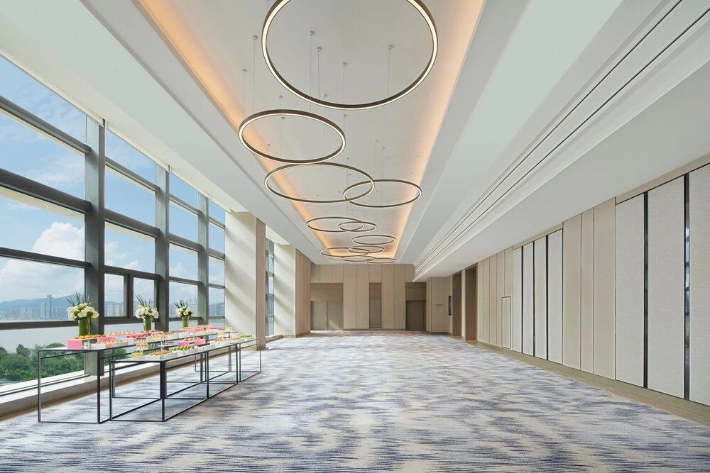 Lobby & Reception